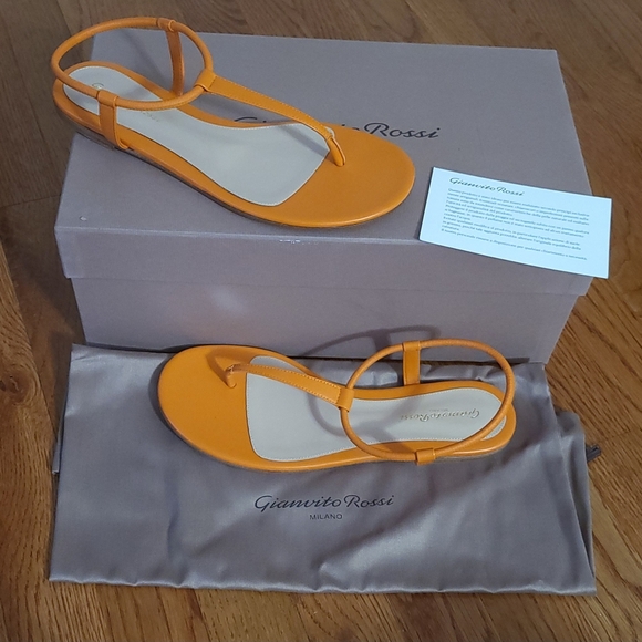 Gianvito Rossi Women's Orange Sandals - Picture 1 of 10